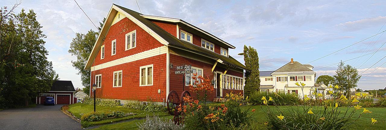 Old Iron Inn Bed And Breakfast Caribou Exterior foto